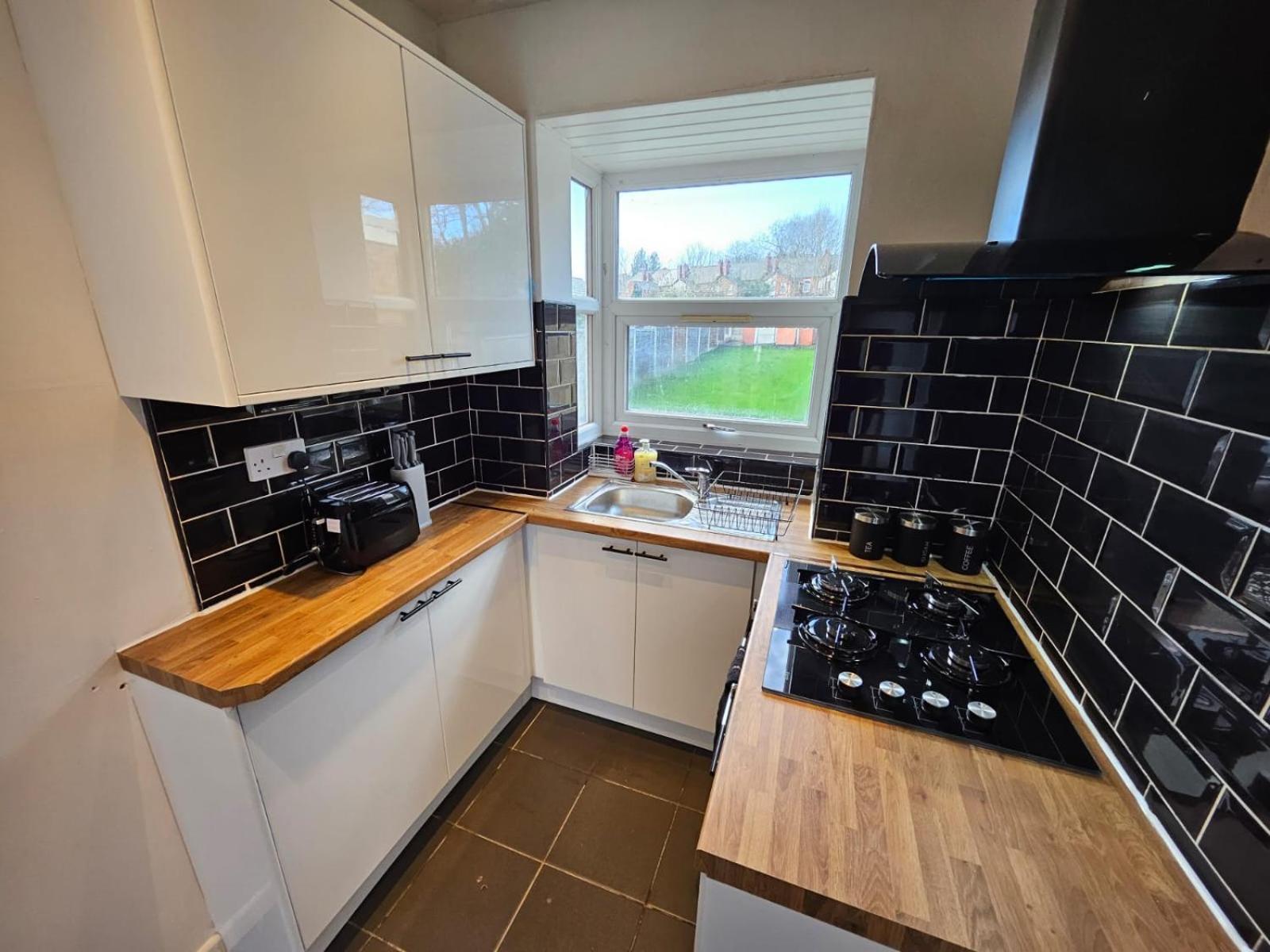 Brookside House Share