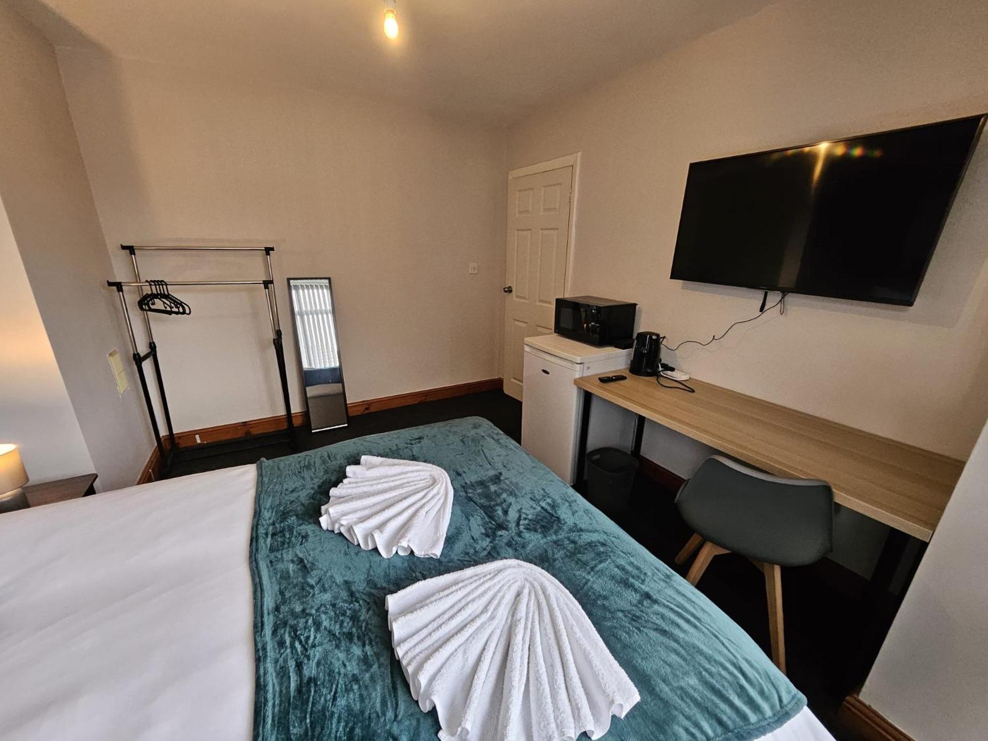 Brookside House Share Guest house Birmingham