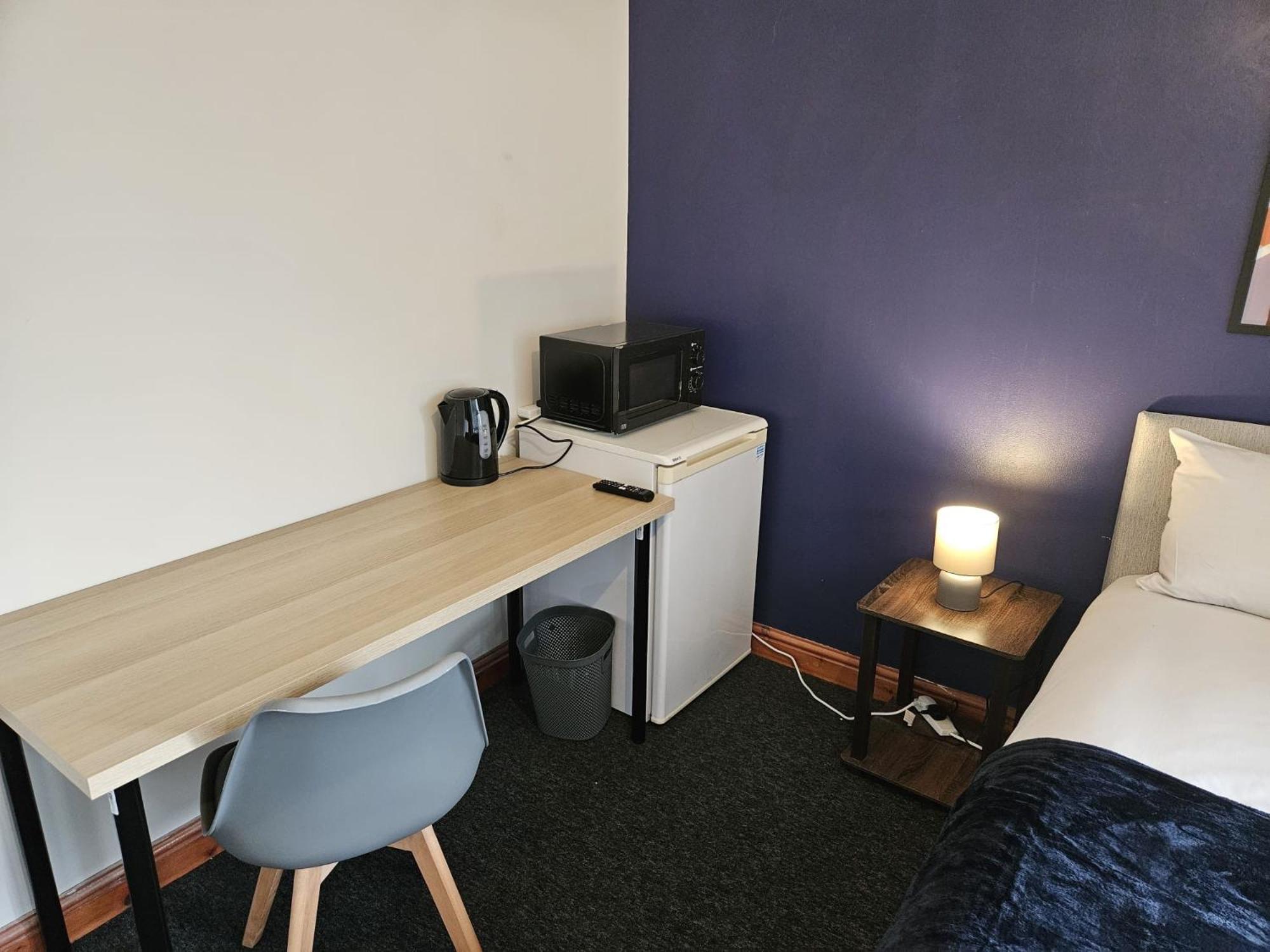 Brookside House Share Guest house Birmingham