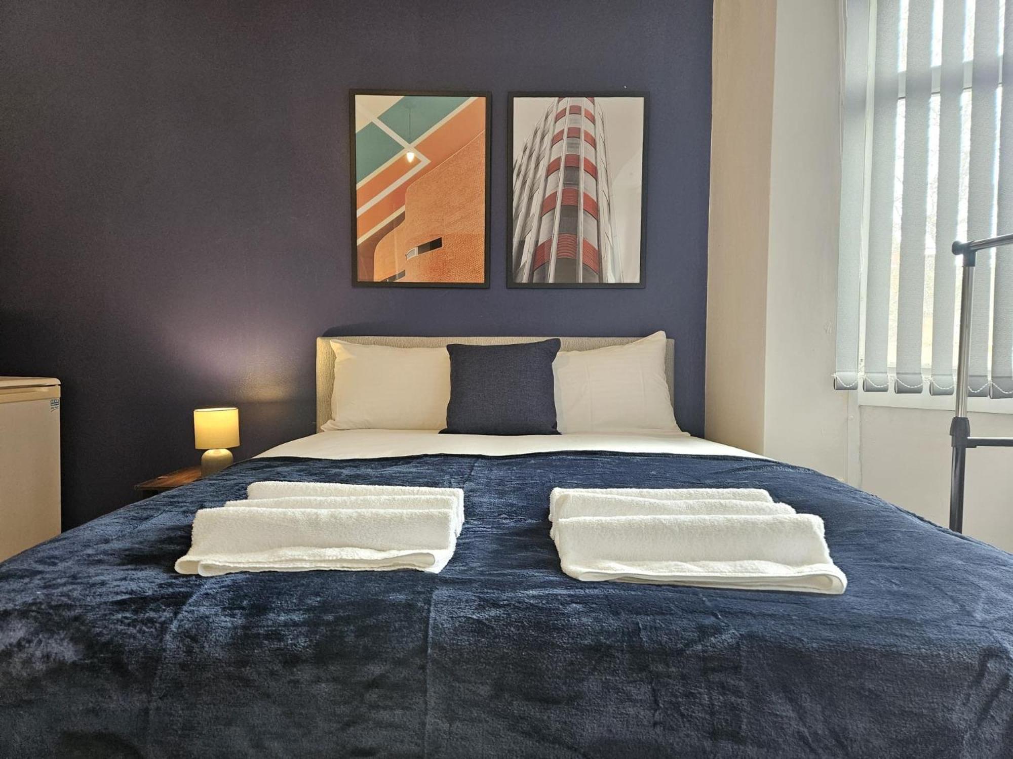 Brookside House Share Guest house Birmingham